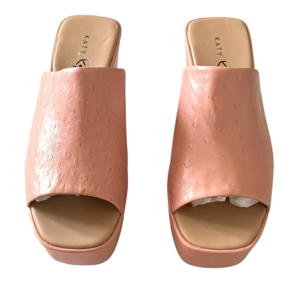 Katy Perry Women's Busy Bee Slide Pink Ostrich Embossed Platform Mules 9.5 - Picture 3 of 8